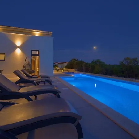 Vila Tramonto Pinezici (Krk)